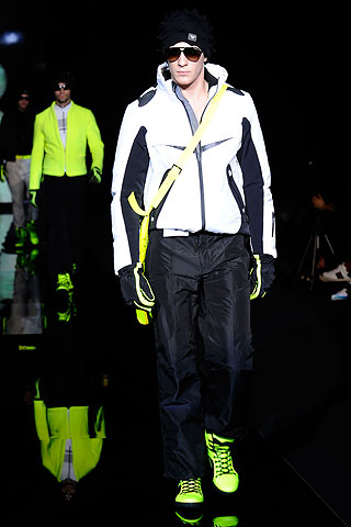 Emporio Armani / - 2010-2011